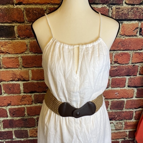 Le Château White Halter Dress with Belt Size XL - Picture 4 of 13